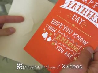 Passion-hd fathers ditë penis duke thithur gift me hap zonjë lana rhoades