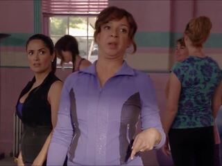 Salma hayek maya rudolph maria bello - perfected ups 2: voksen film 44